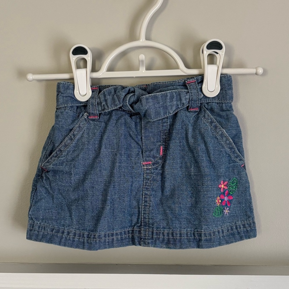 VGUC Vintage Oshkosh 12mo Denim girls Skirt with Floral Embroidery